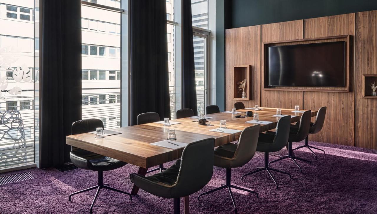 Roomers, Frankfurt, A Member Of Design Hotels Frankfurt am Main Exterior foto Meeting room