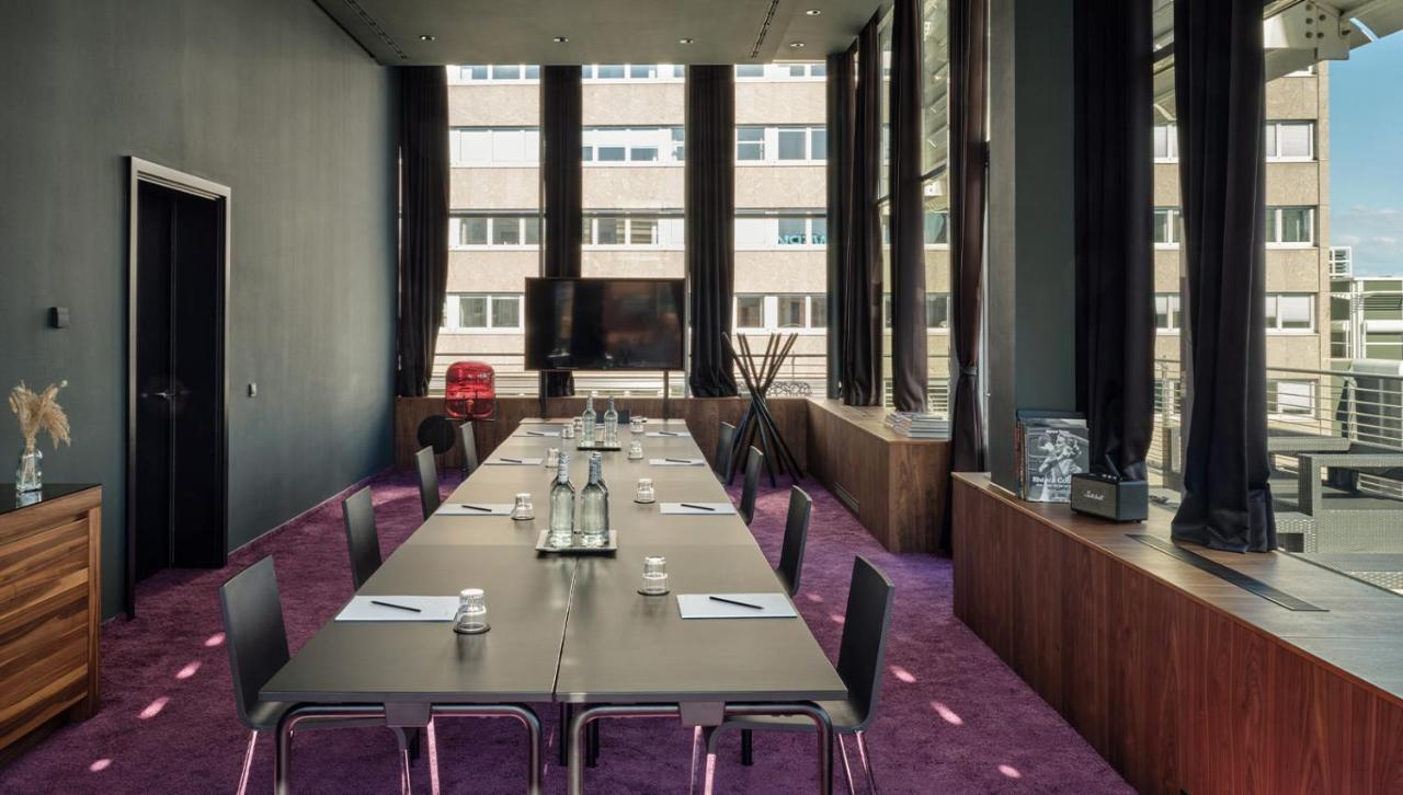 Roomers, Frankfurt, A Member Of Design Hotels Frankfurt am Main Exterior foto Meeting room
