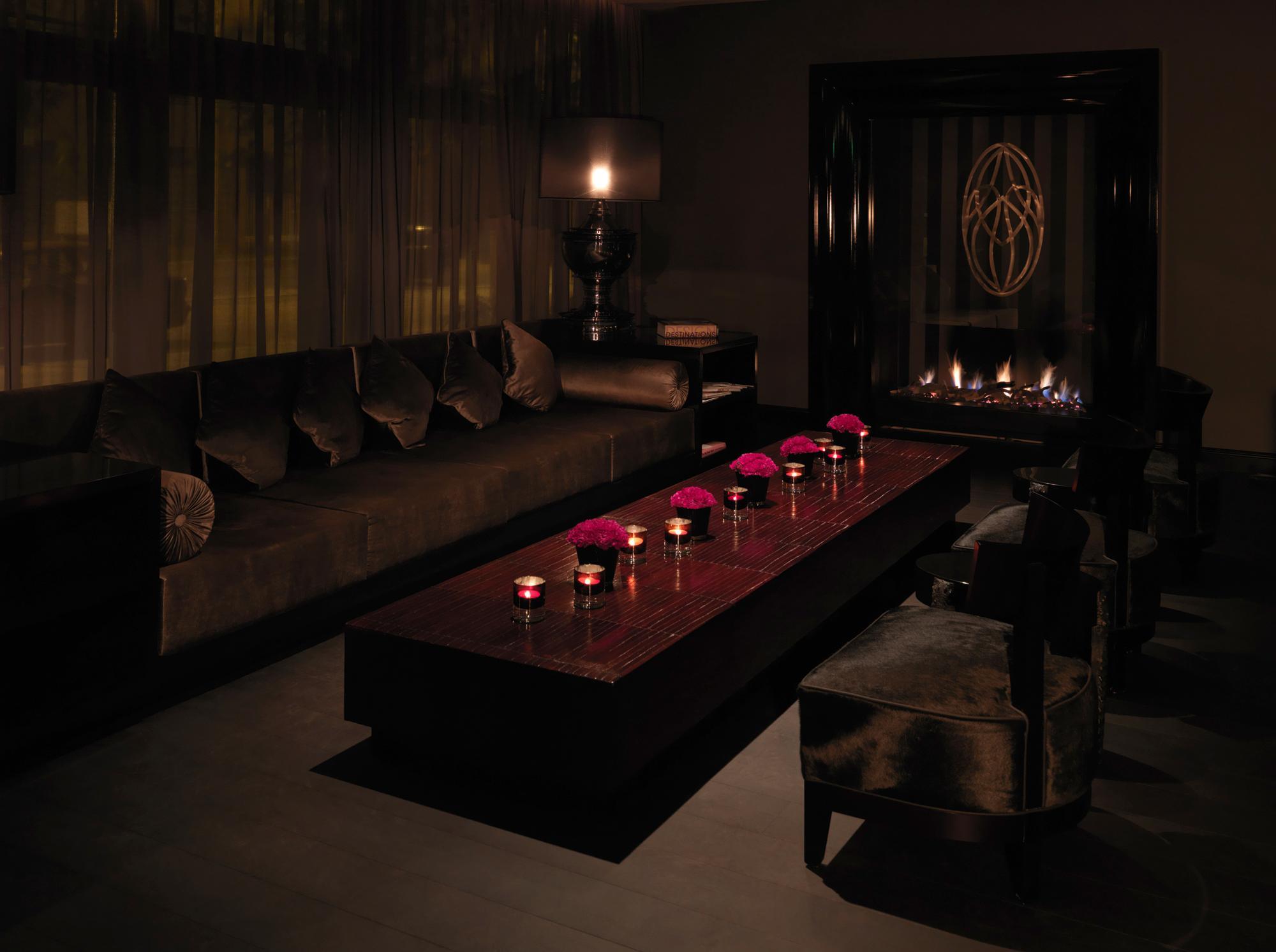 Roomers, Frankfurt, A Member Of Design Hotels Frankfurt am Main Exterior foto The interior of the bar