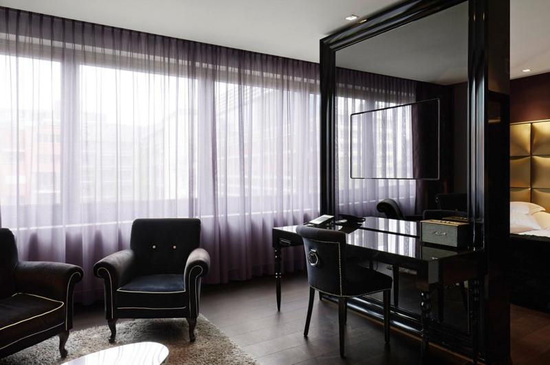 Roomers, Frankfurt, A Member Of Design Hotels Frankfurt am Main Quarto foto A room at the hotel