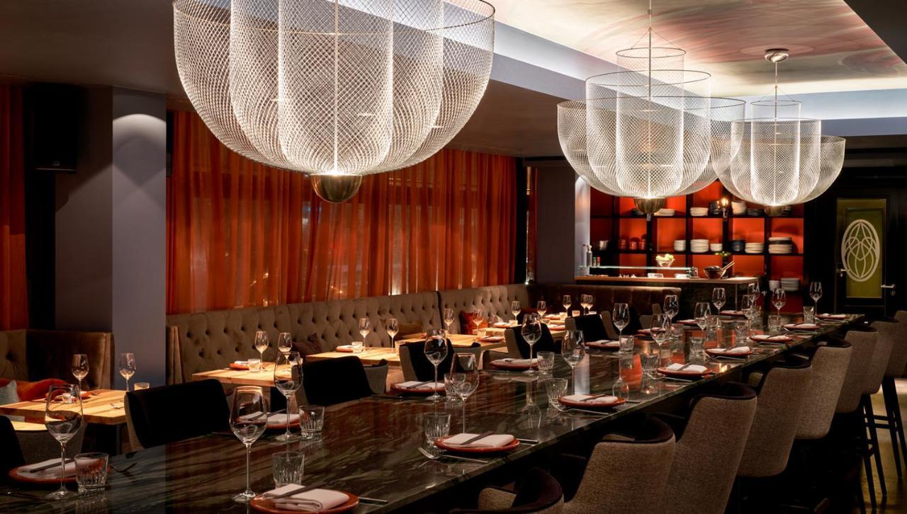 Roomers, Frankfurt, A Member Of Design Hotels Frankfurt am Main Exterior foto Interior of the restaurant